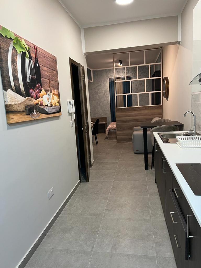 Stresa Court Apartments Saint Julian's ภายนอก รูปภาพ