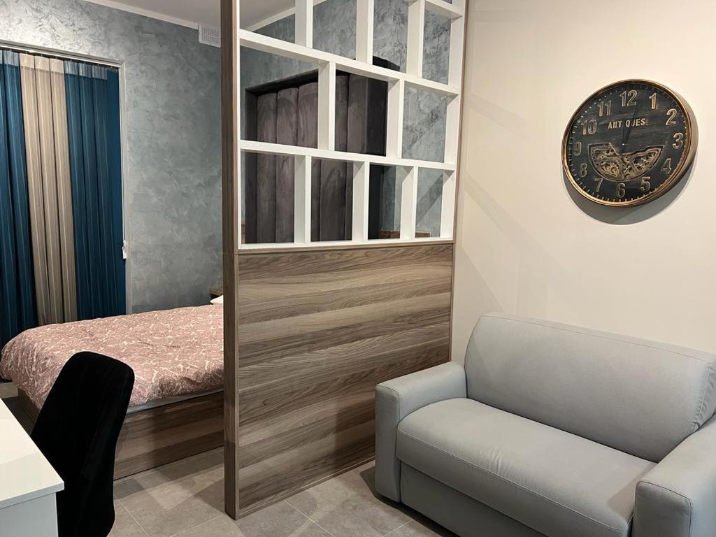 Stresa Court Apartments Saint Julian's ภายนอก รูปภาพ